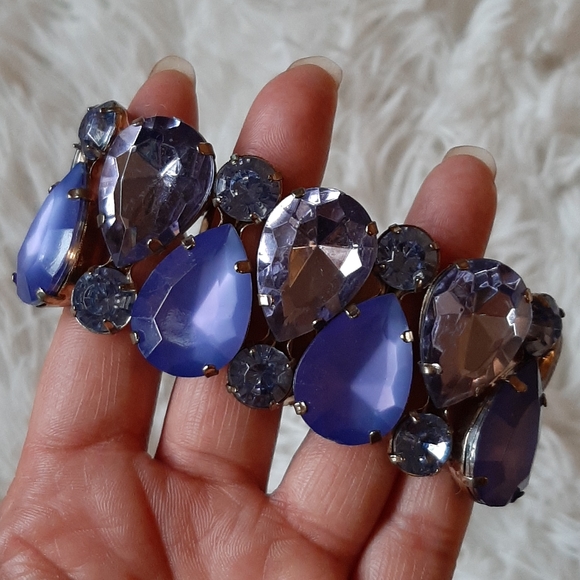 💙 Bejeweled Stretchy Bracelet - Picture 2 of 6